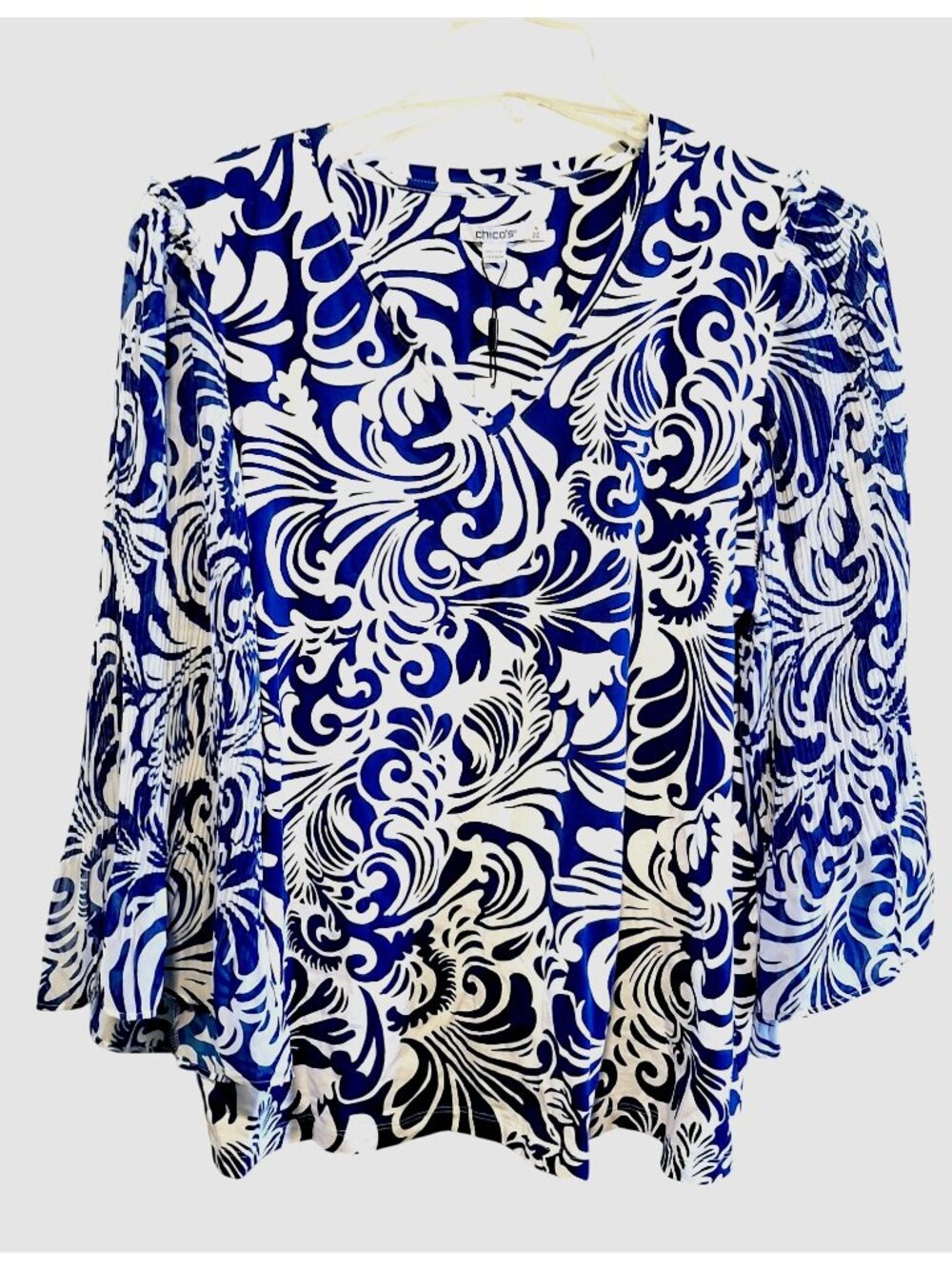 Chicos Blue & White Scroll Pleated 3/4 Sleeve Knit Top XXL New With Tags